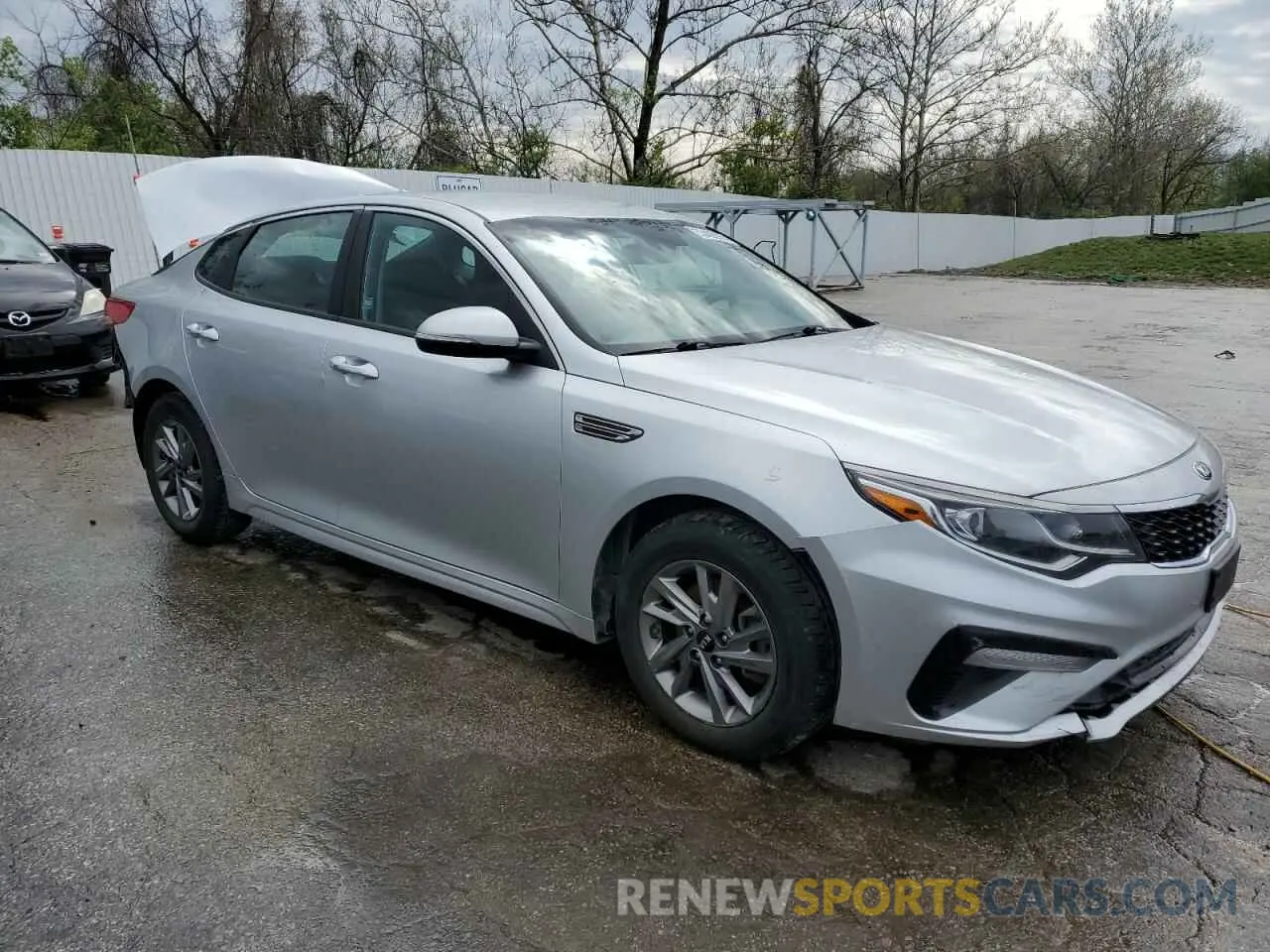 4 Photograph of a damaged car 5XXGT4L39KG293210 KIA OPTIMA 2019