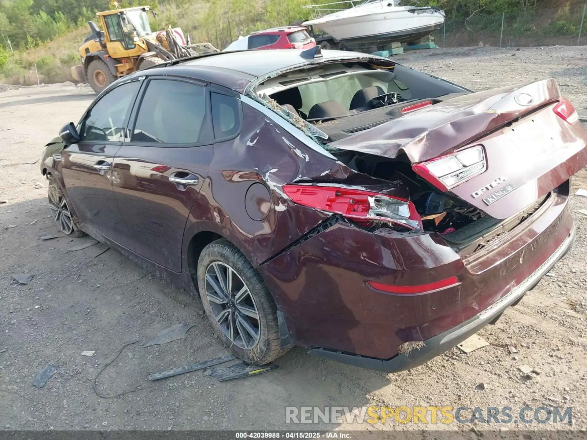 3 Photograph of a damaged car 5XXGT4L39KG315724 KIA OPTIMA 2019