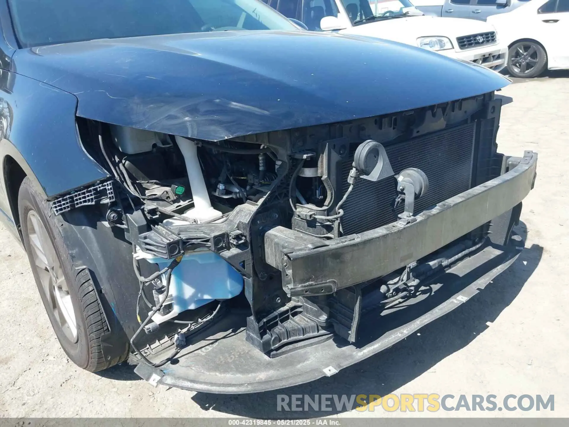 6 Photograph of a damaged car 5XXGT4L39KG324374 KIA OPTIMA 2019