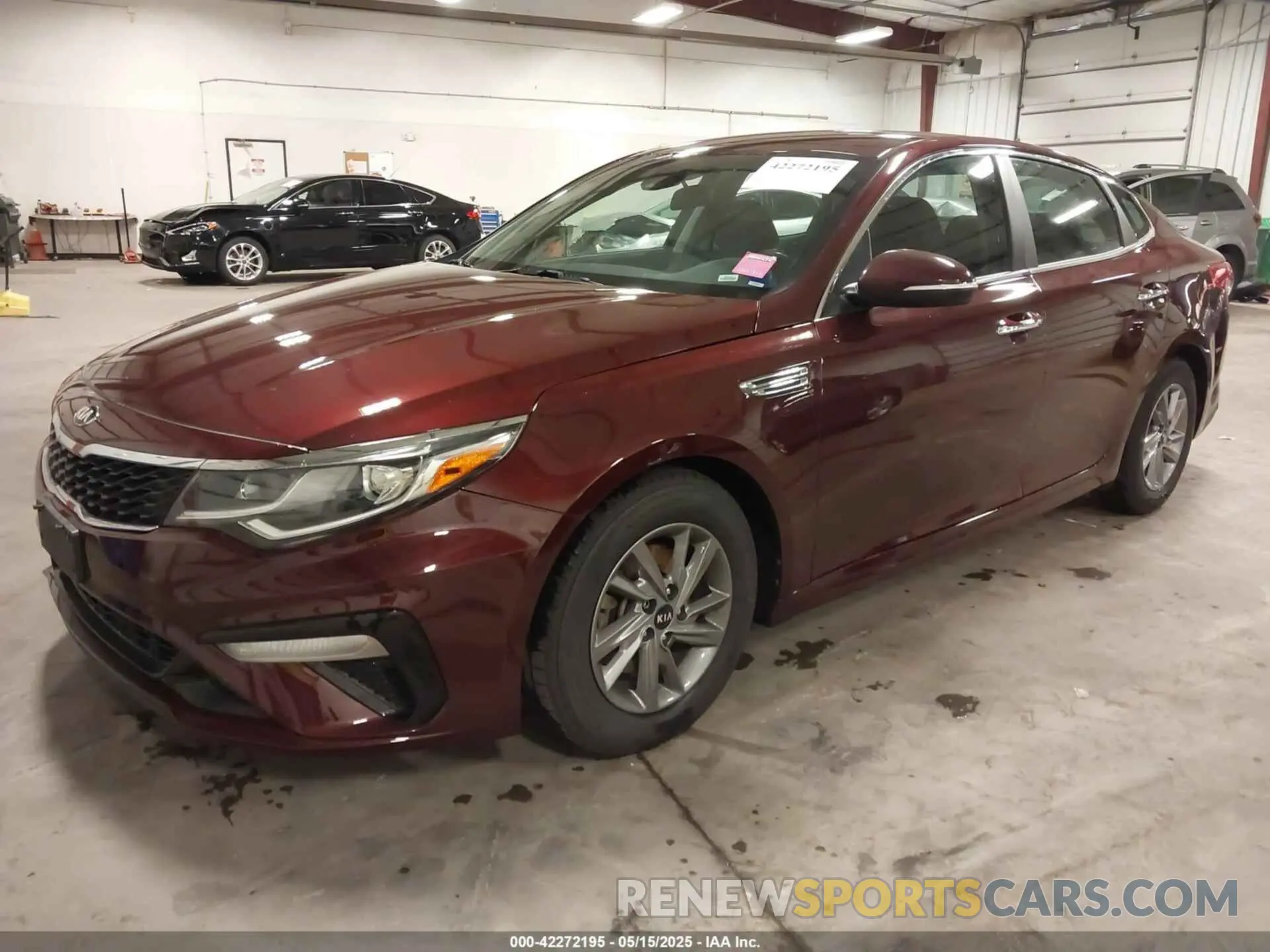 2 Photograph of a damaged car 5XXGT4L39KG332328 KIA OPTIMA 2019