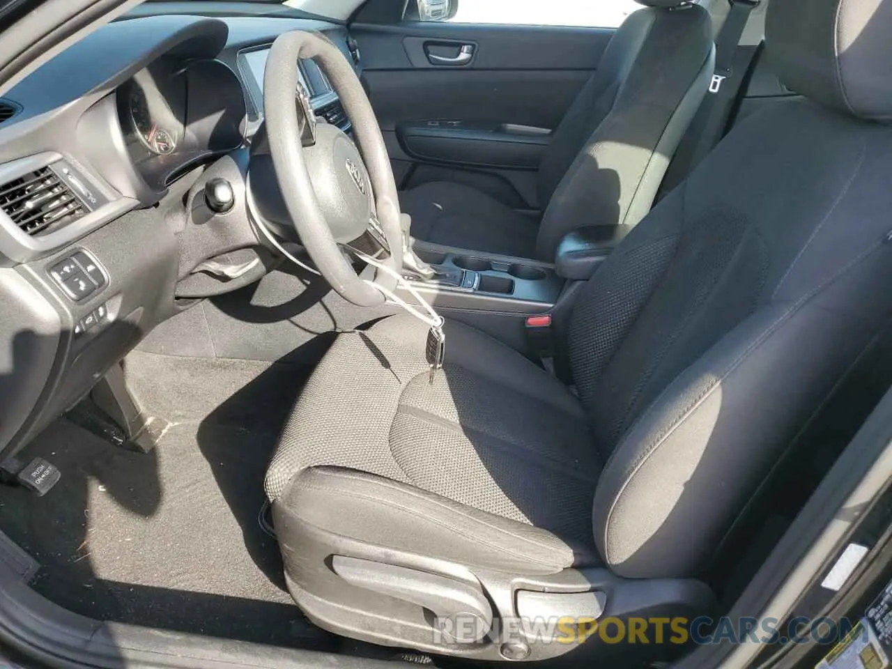 7 Фотография поврежденного автомобиля 5XXGT4L39KG342941 KIA OPTIMA 2019