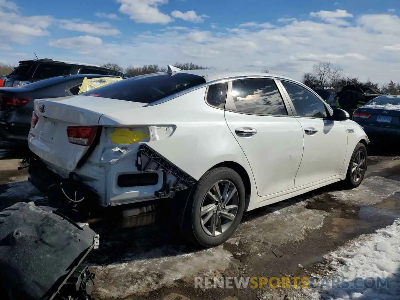 3 Photograph of a damaged car 5XXGT4L39KG346181 KIA OPTIMA 2019