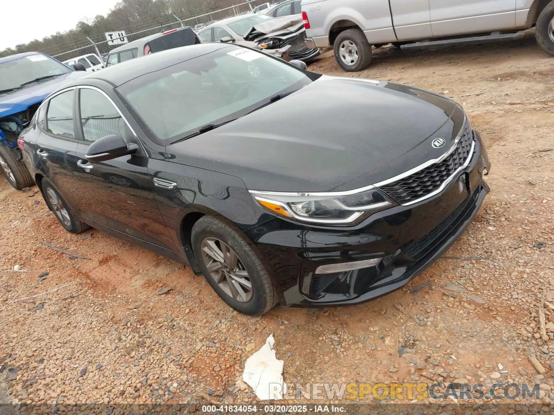 1 Фотография поврежденного автомобиля 5XXGT4L39KG374112 KIA OPTIMA 2019