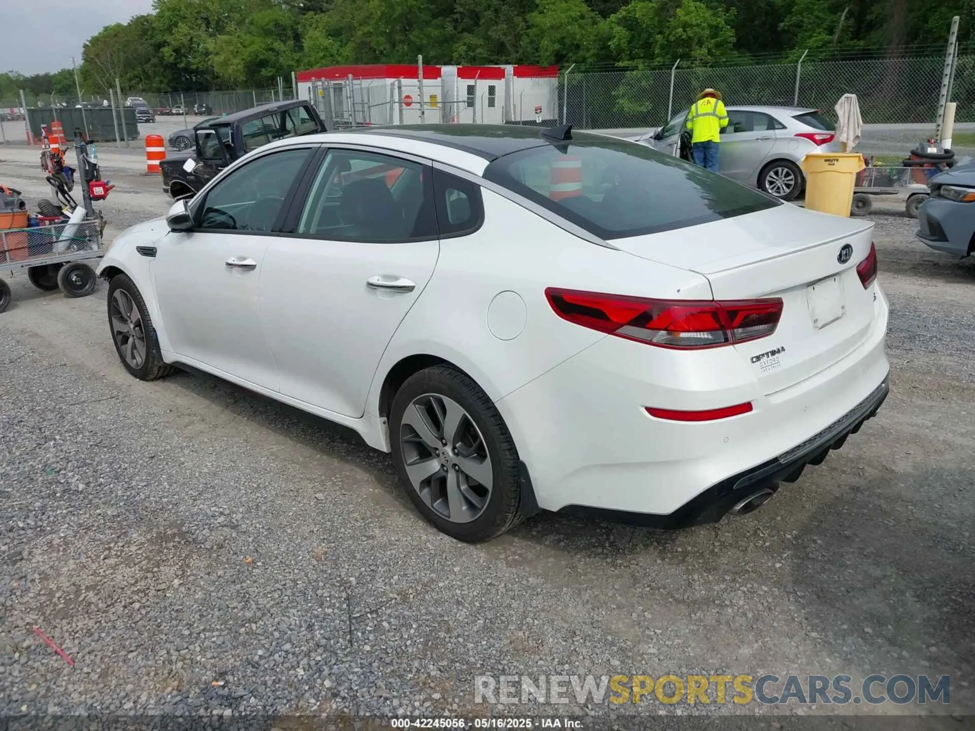 3 Фотография поврежденного автомобиля 5XXGT4L3XKG294267 KIA OPTIMA 2019