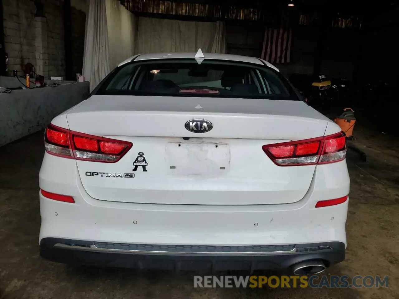6 Photograph of a damaged car 5XXGT4L3XKG315618 KIA OPTIMA 2019