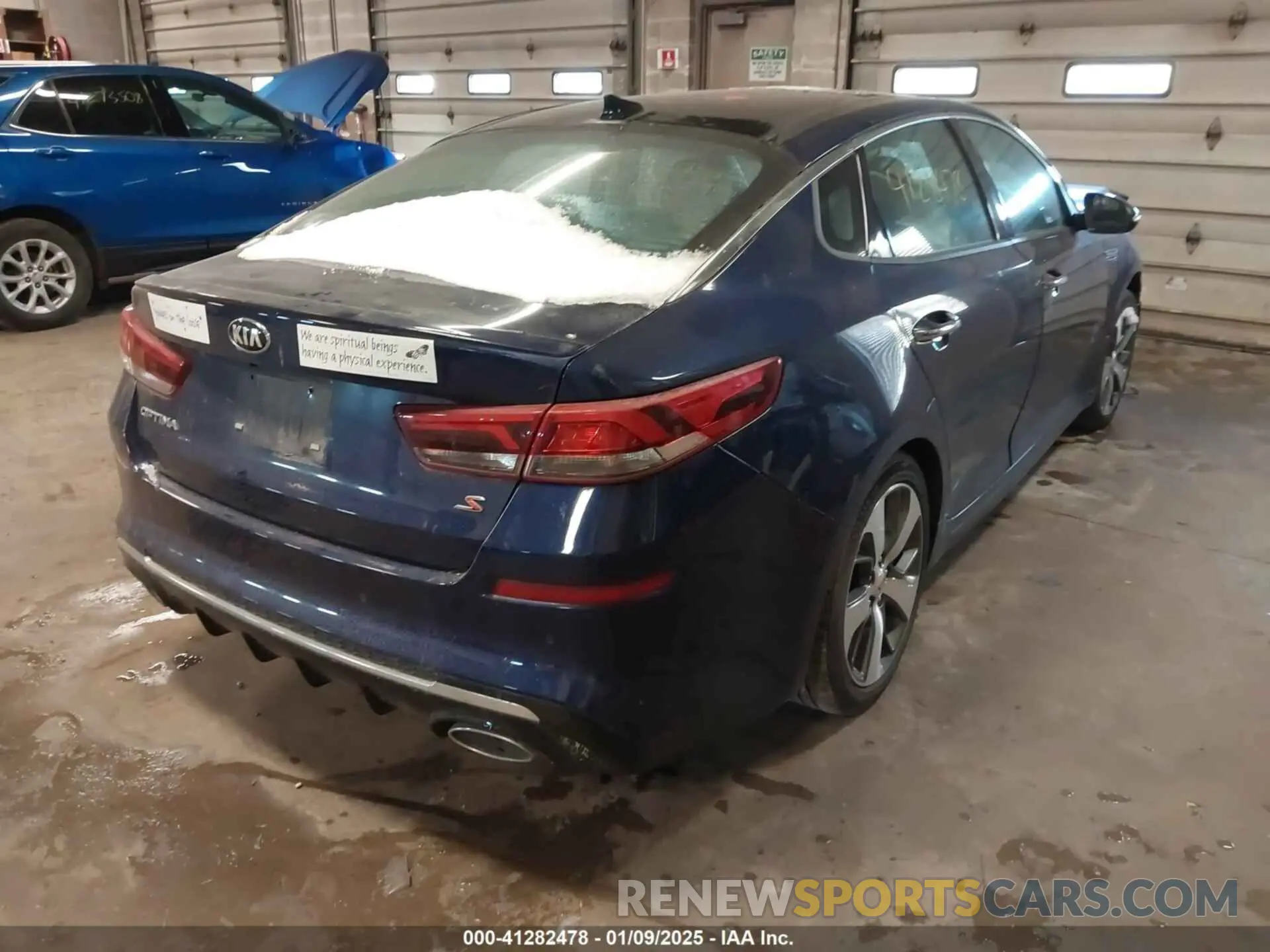 4 Photograph of a damaged car 5XXGT4L3XKG317045 KIA OPTIMA 2019