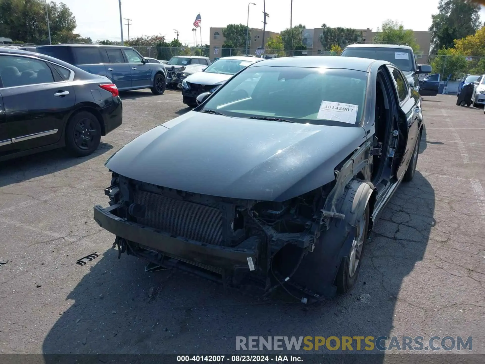 13 Photograph of a damaged car 5XXGT4L3XKG318051 KIA OPTIMA 2019