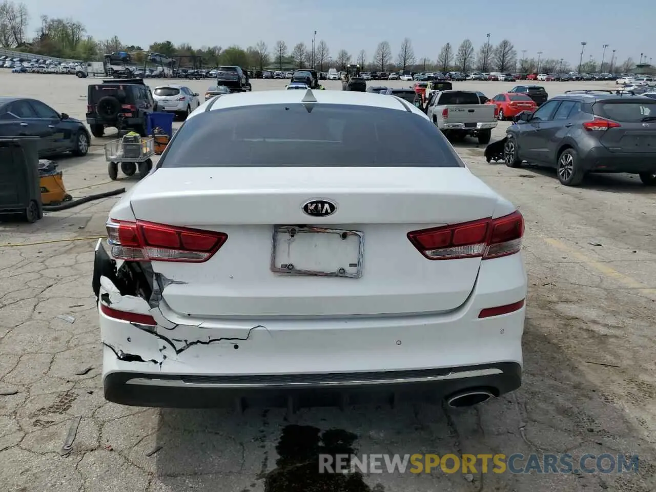 6 Фотография поврежденного автомобиля 5XXGT4L3XKG320057 KIA OPTIMA 2019