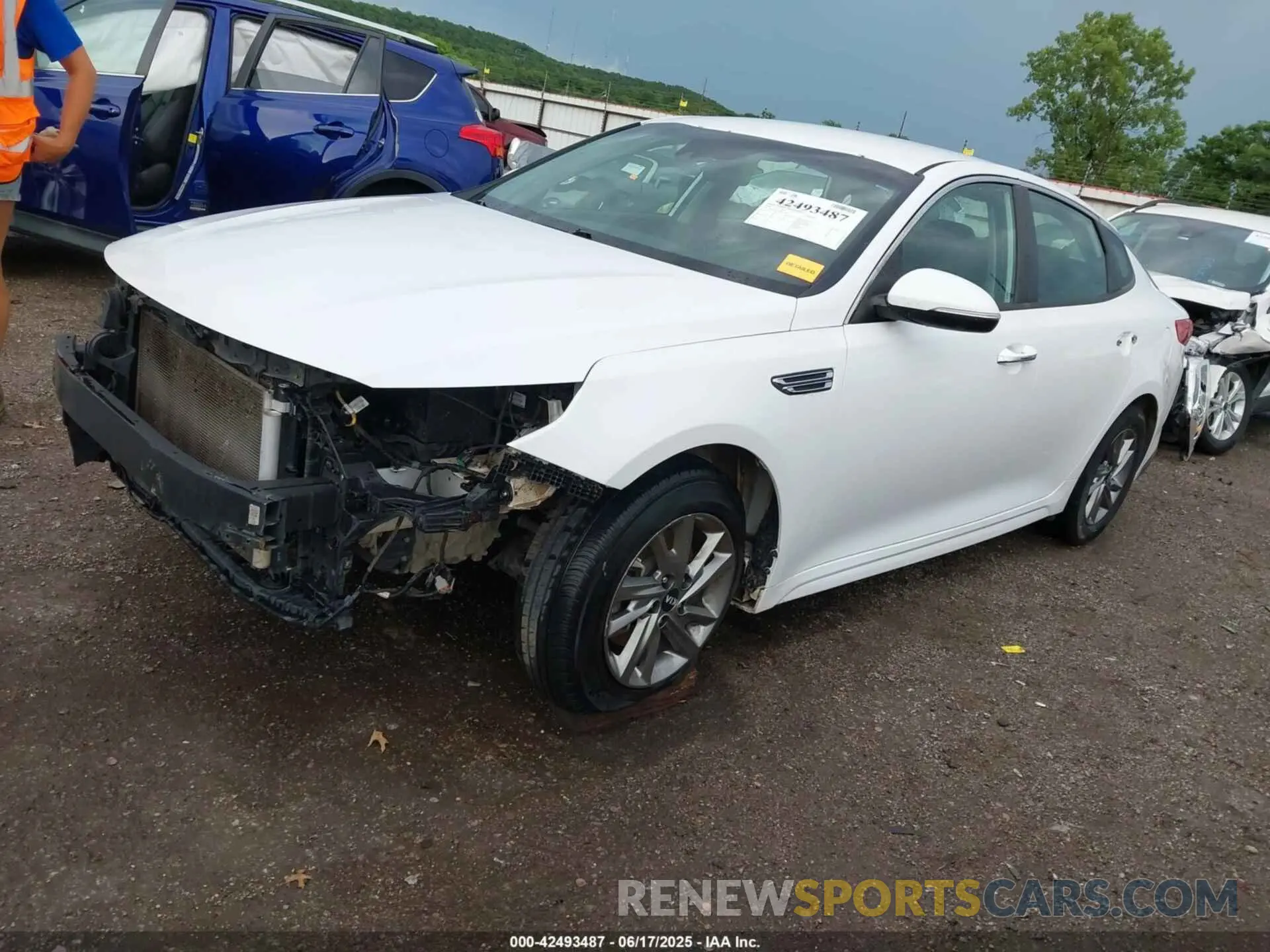 2 Photograph of a damaged car 5XXGT4L3XKG335769 KIA OPTIMA 2019