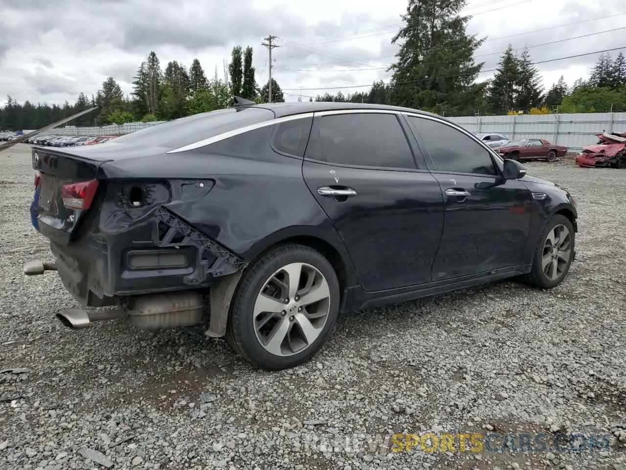3 Photograph of a damaged car 5XXGT4L3XKG379089 KIA OPTIMA 2019