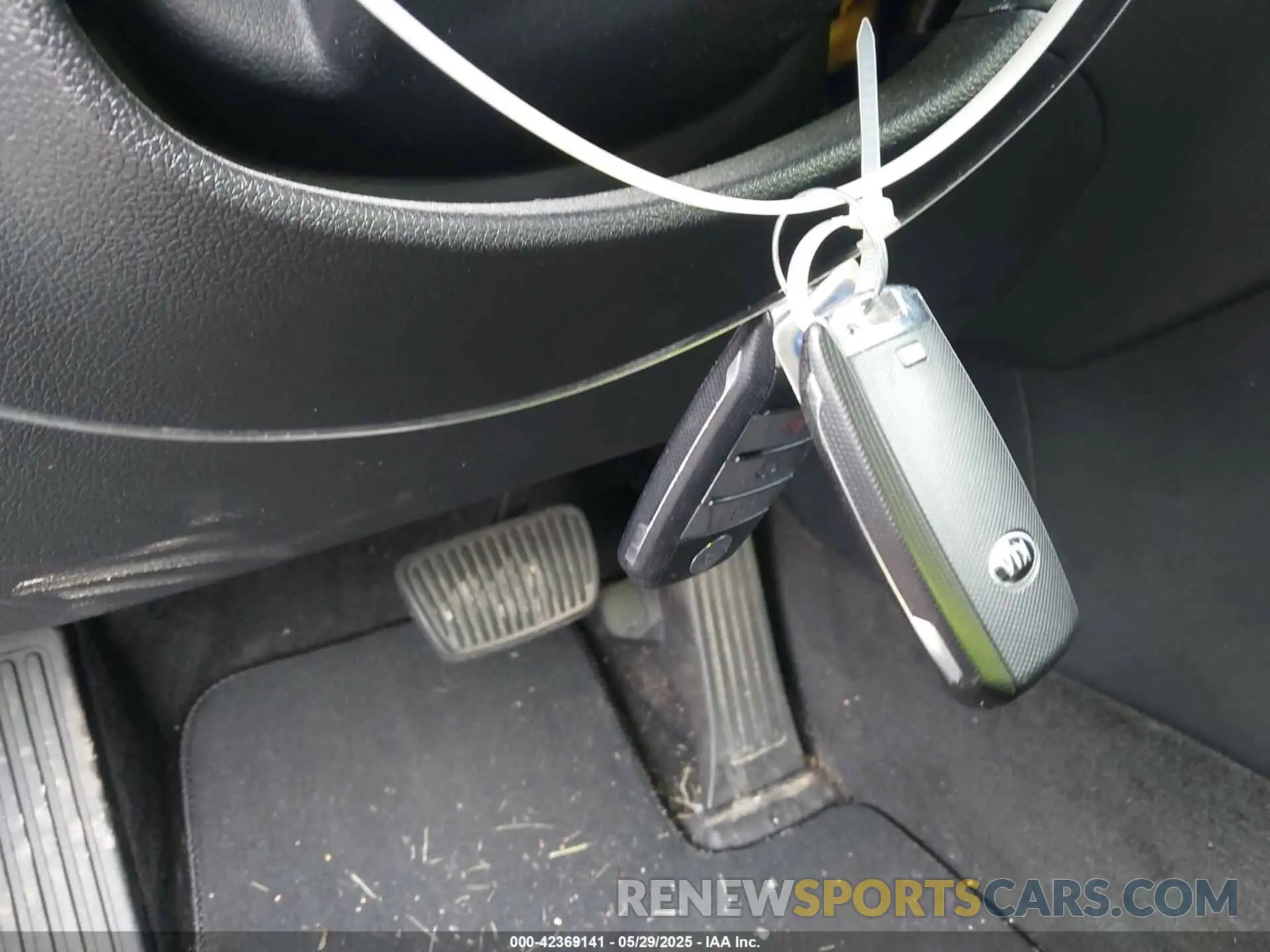 11 Photograph of a damaged car 5XXGU4L13KG286099 KIA OPTIMA 2019
