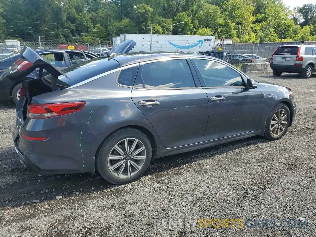 3 Photograph of a damaged car 5XXGU4L13KG310207 KIA OPTIMA 2019