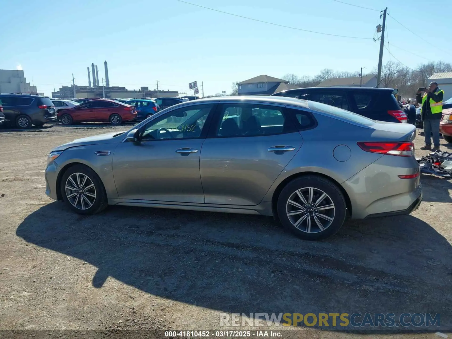 14 Фотография поврежденного автомобиля 5XXGU4L13KG313771 KIA OPTIMA 2019