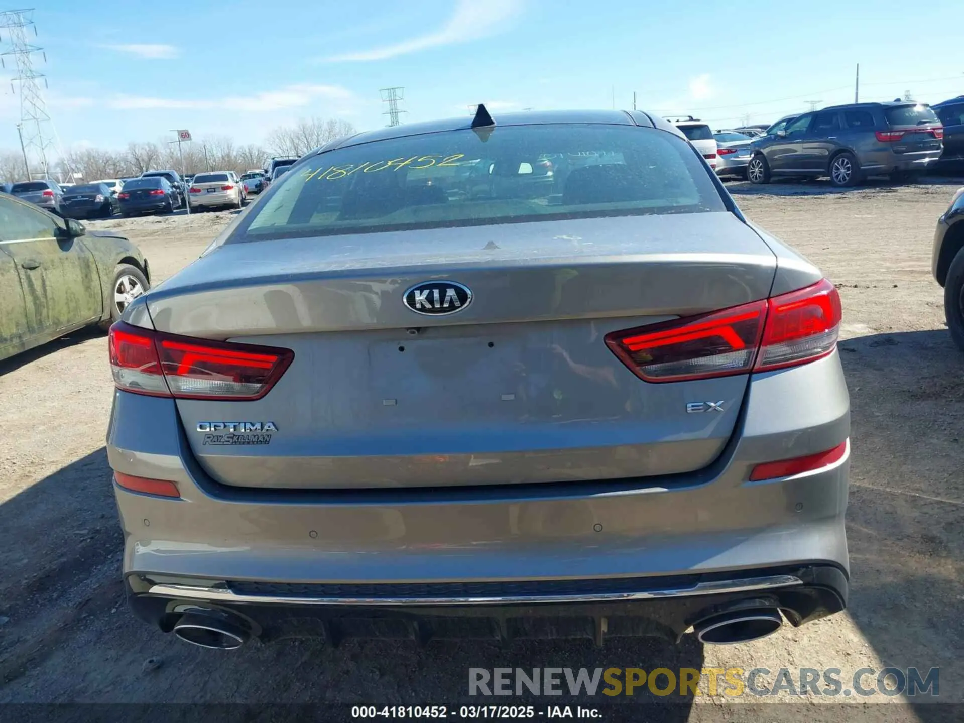16 Фотография поврежденного автомобиля 5XXGU4L13KG313771 KIA OPTIMA 2019