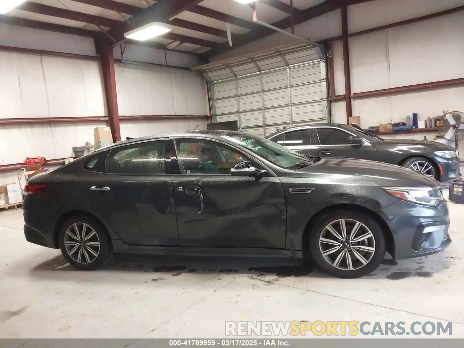 13 Photograph of a damaged car 5XXGU4L15KG298304 KIA OPTIMA 2019