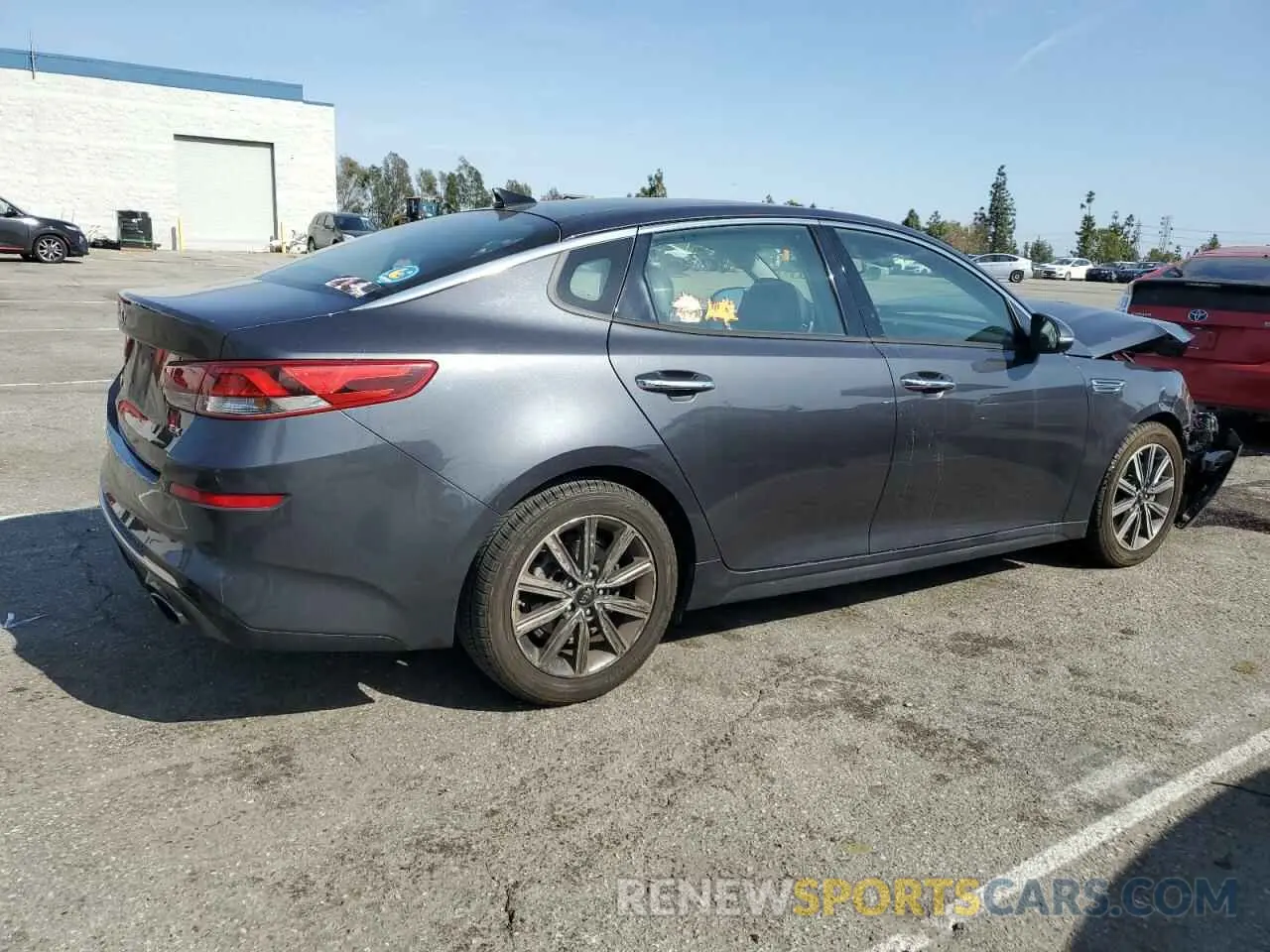 3 Photograph of a damaged car 5XXGU4L16KG307172 KIA OPTIMA 2019