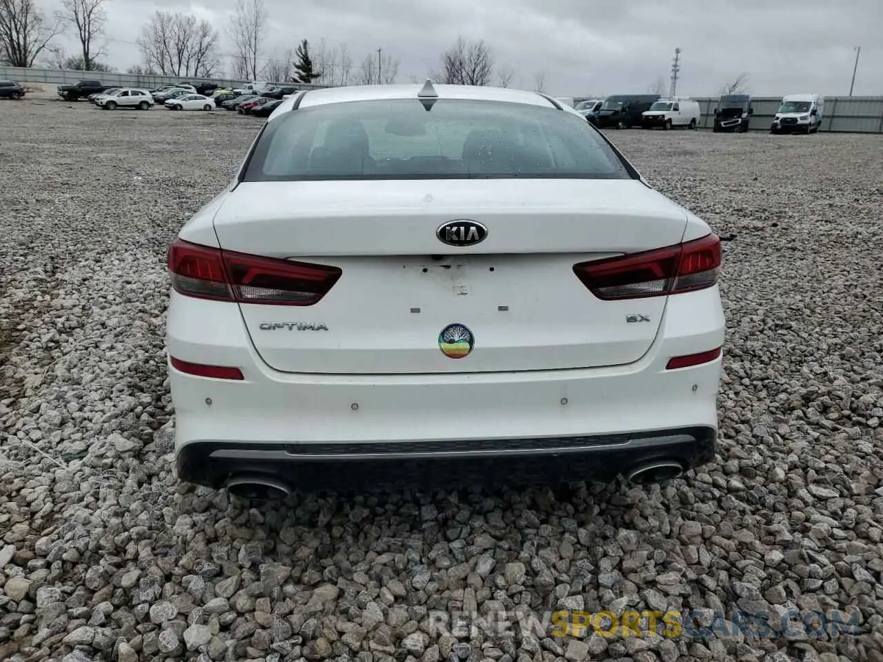 6 Photograph of a damaged car 5XXGU4L17KG315670 KIA OPTIMA 2019