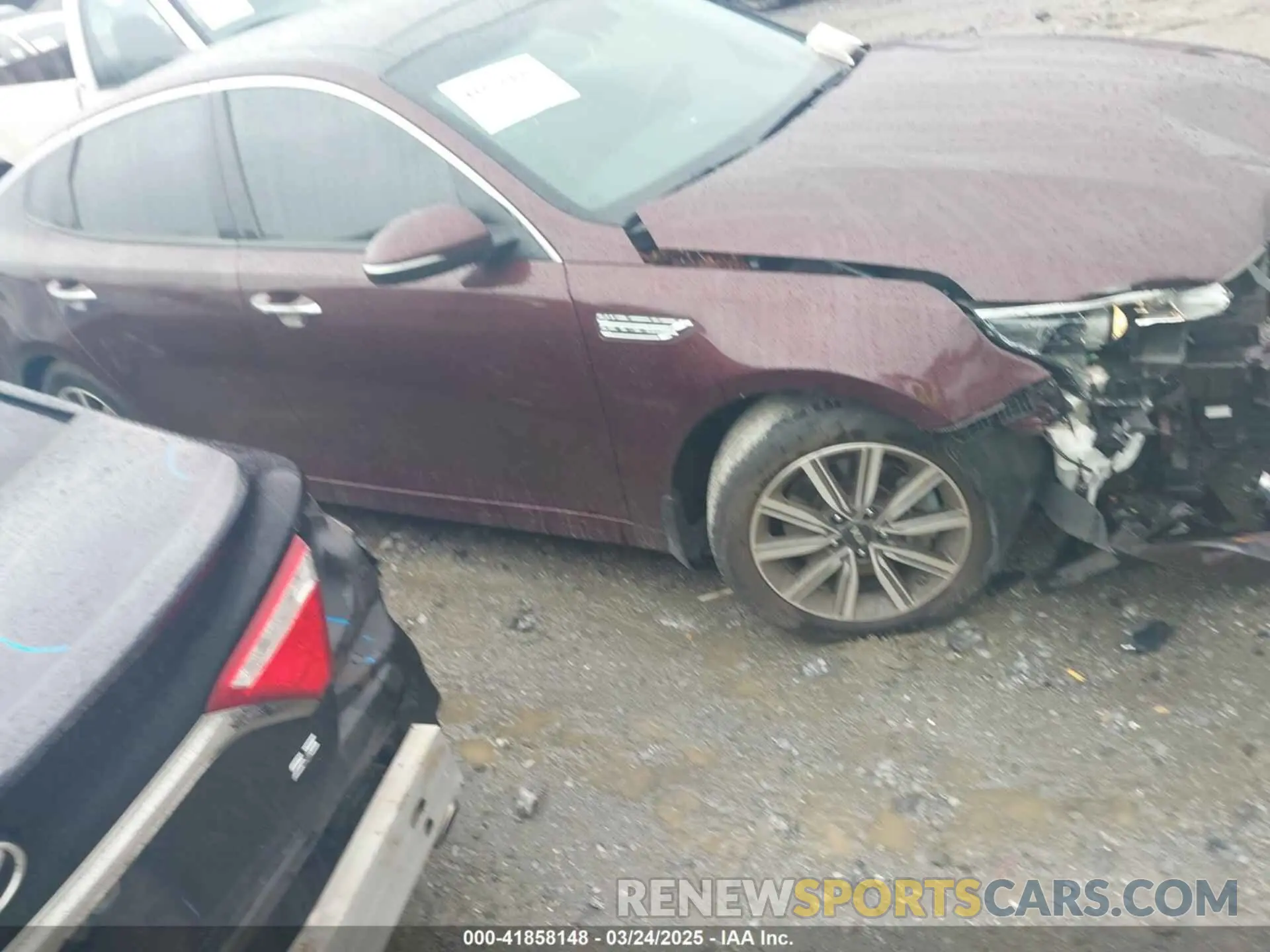 12 Photograph of a damaged car 5XXGU4L17KG327897 KIA OPTIMA 2019
