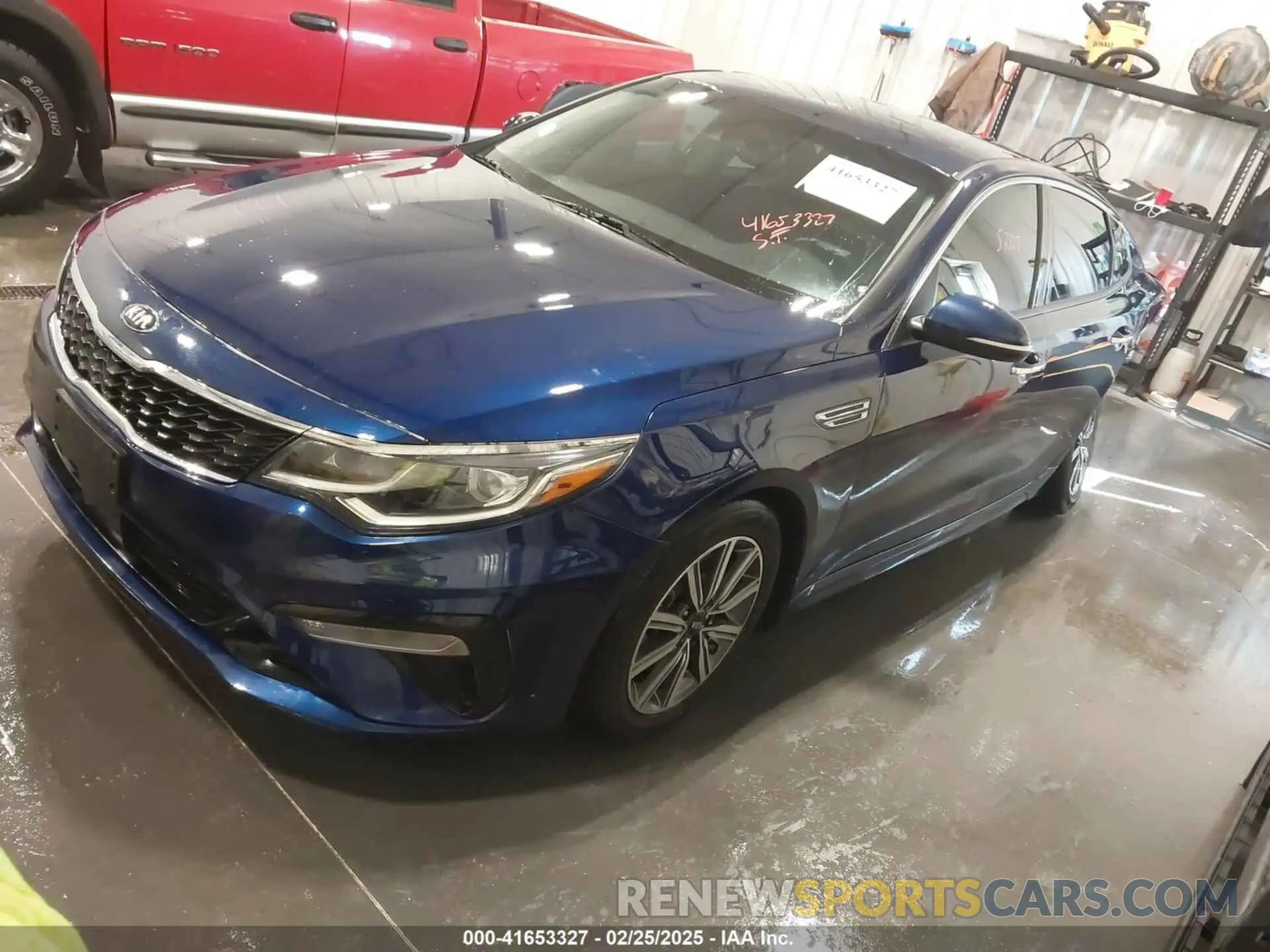 2 Photograph of a damaged car 5XXGU4L19KG285328 KIA OPTIMA 2019