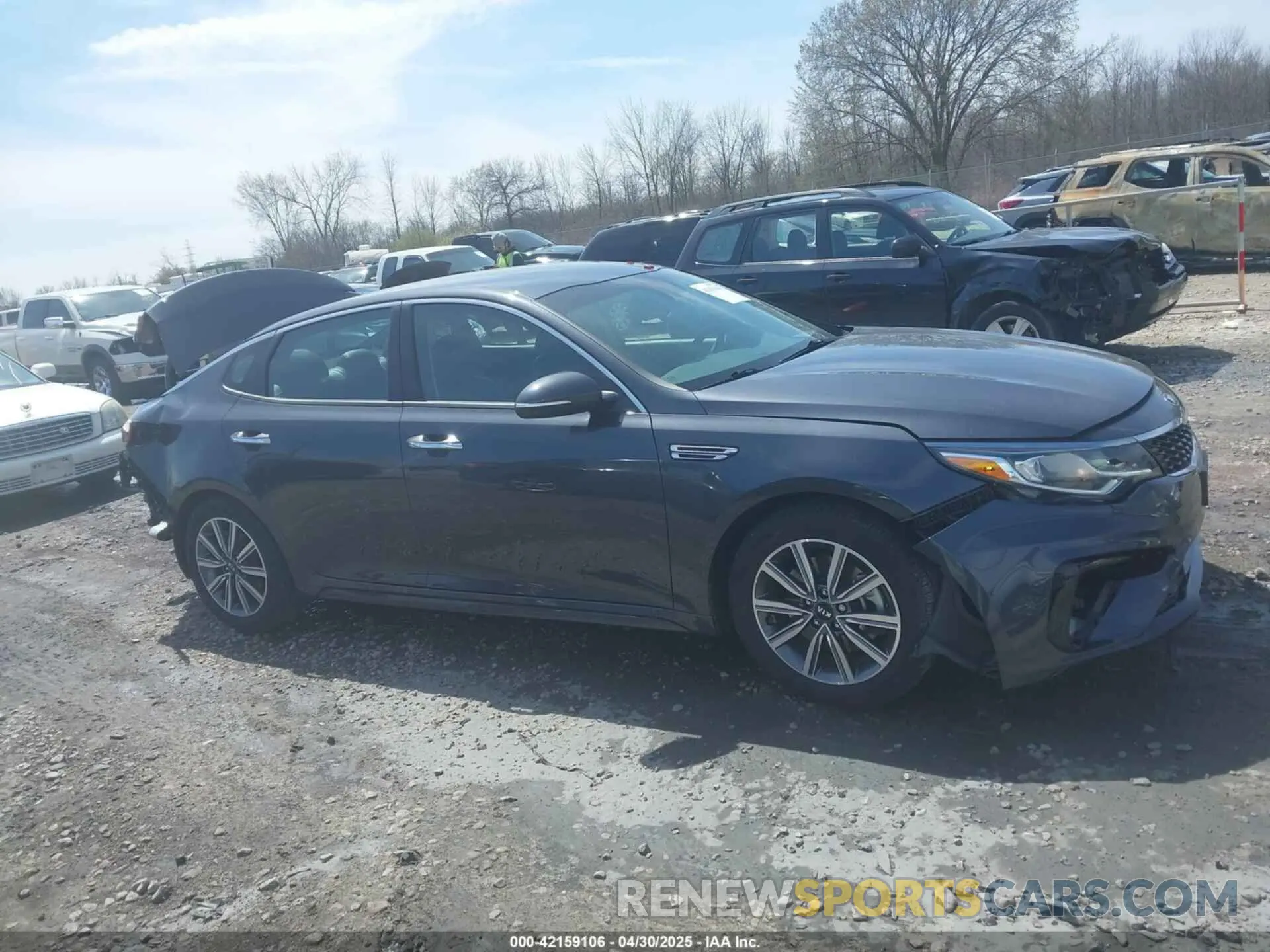 13 Photograph of a damaged car 5XXGU4L19KG307229 KIA OPTIMA 2019