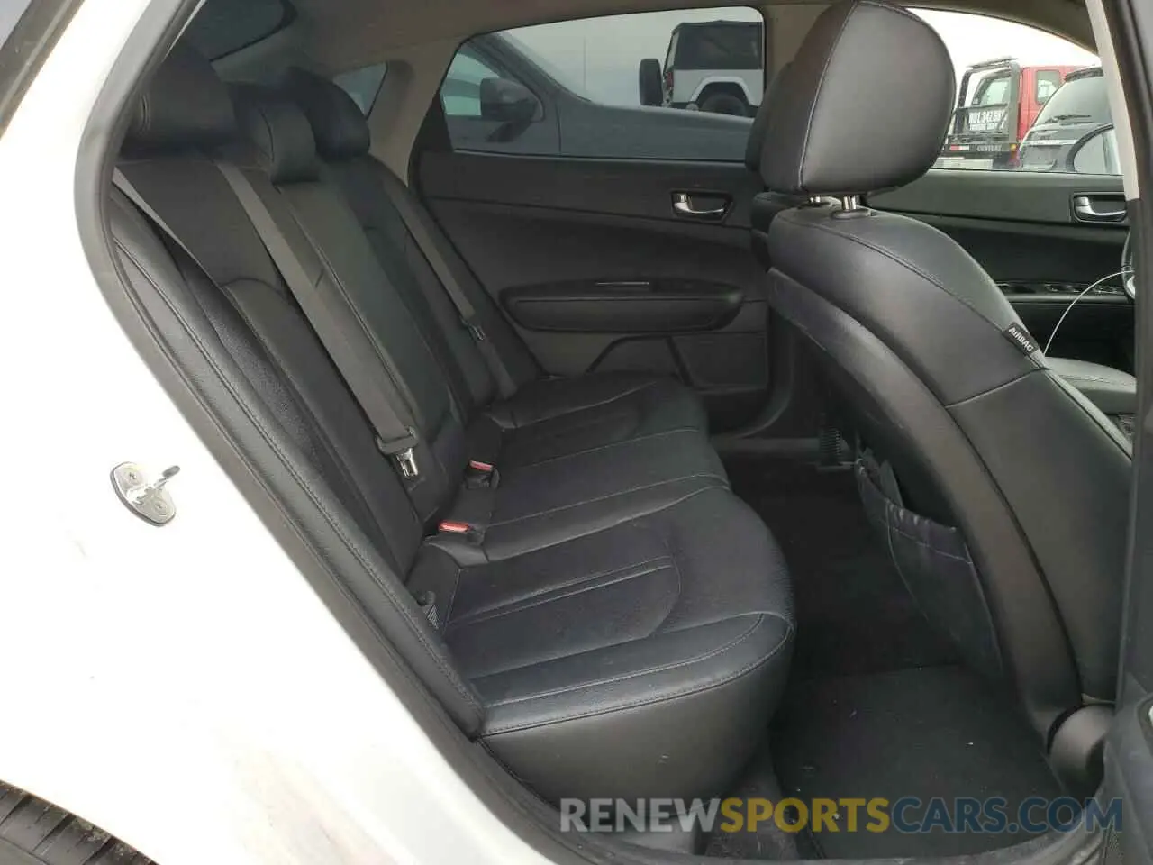 10 Фотография поврежденного автомобиля 5XXGU4L19KG366989 KIA OPTIMA 2019