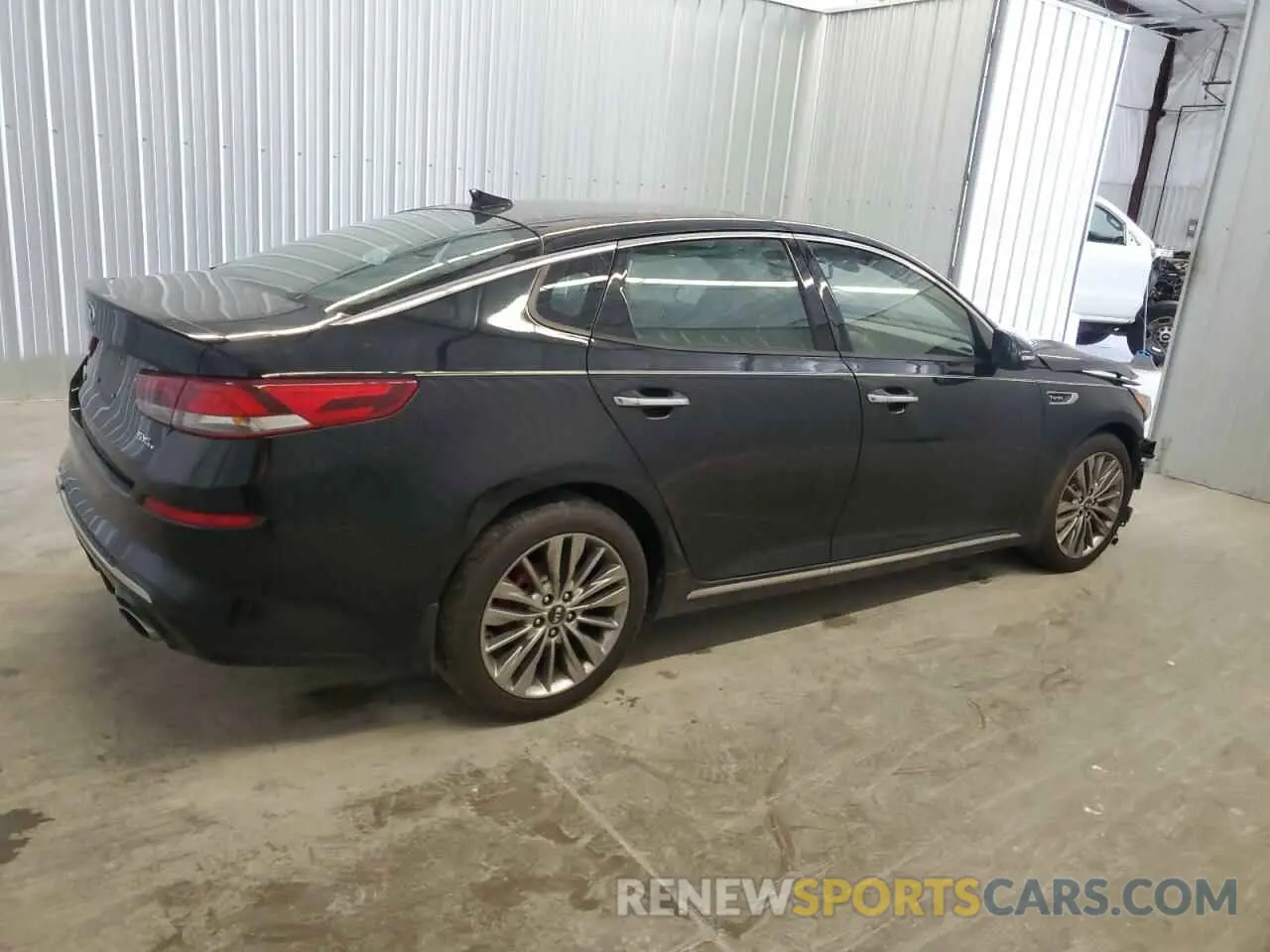 3 Фотография поврежденного автомобиля 5XXGV4L24KG314644 KIA OPTIMA 2019