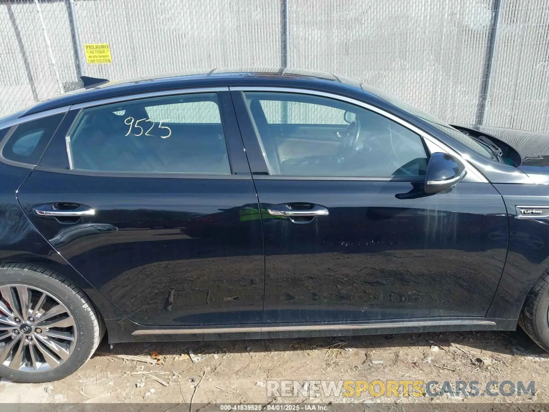 13 Photograph of a damaged car 5XXGV4L24KG351533 KIA OPTIMA 2019