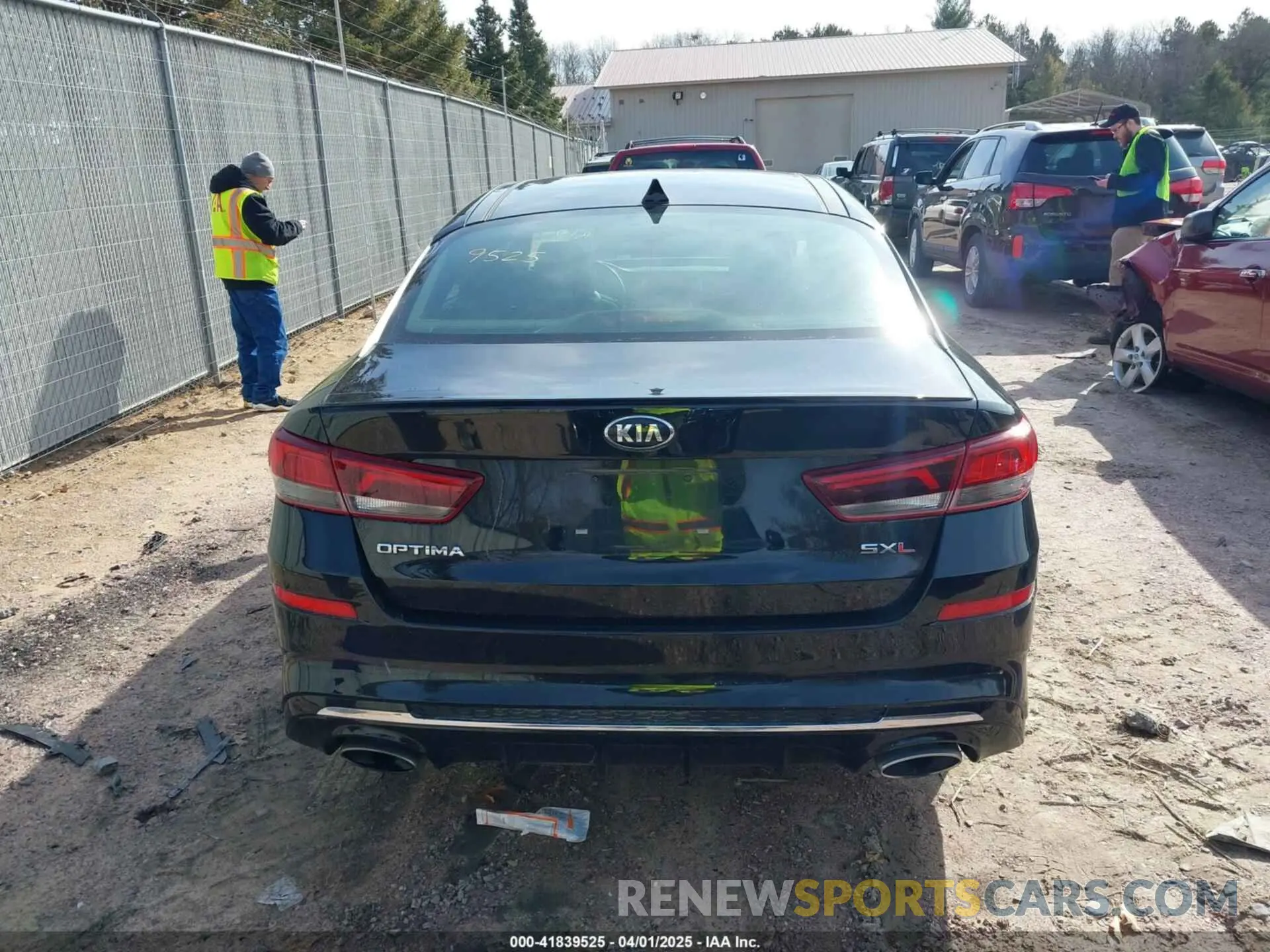 16 Photograph of a damaged car 5XXGV4L24KG351533 KIA OPTIMA 2019