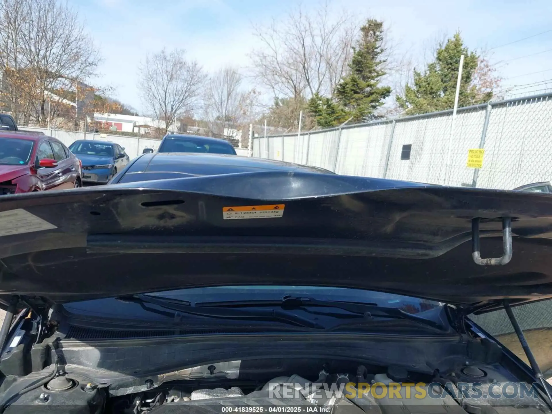 17 Photograph of a damaged car 5XXGV4L24KG351533 KIA OPTIMA 2019