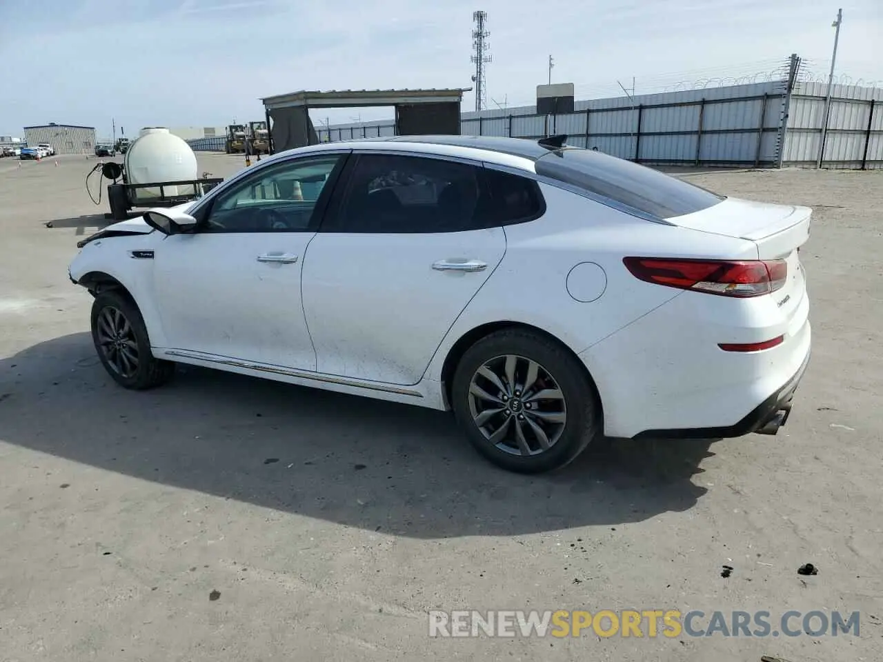 2 Фотография поврежденного автомобиля 5XXGV4L2XKG330038 KIA OPTIMA 2019