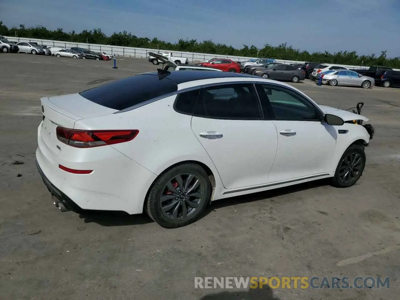 3 Фотография поврежденного автомобиля 5XXGV4L2XKG330038 KIA OPTIMA 2019