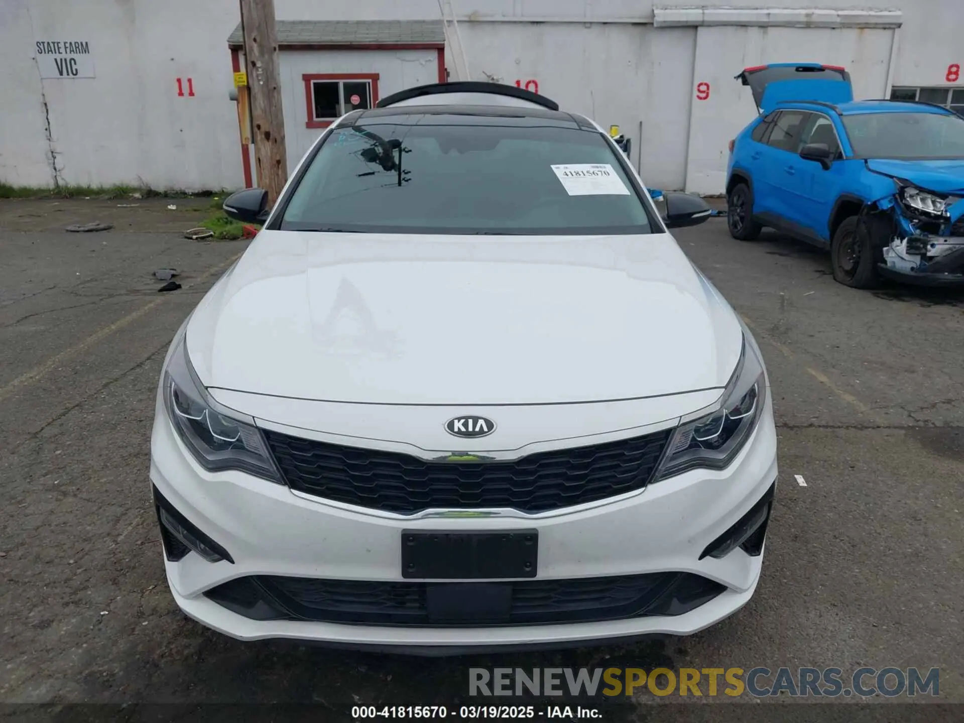 12 Photograph of a damaged car 5XXGW4L24KG313474 KIA OPTIMA 2019