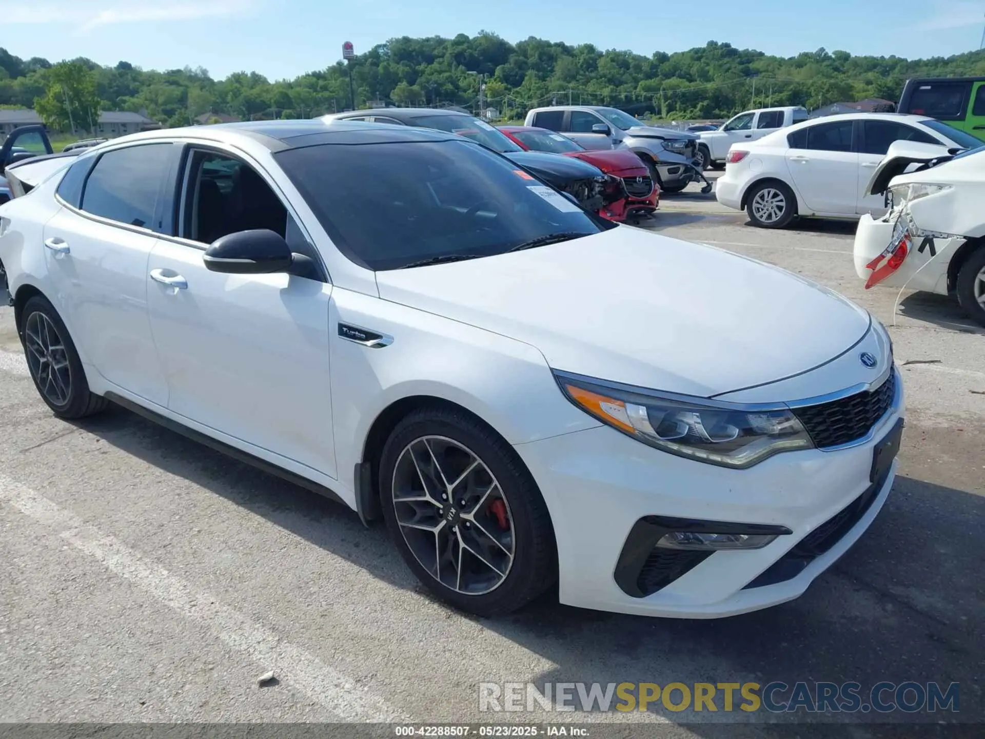 1 Photograph of a damaged car 5XXGW4L2XKG361934 KIA OPTIMA 2019