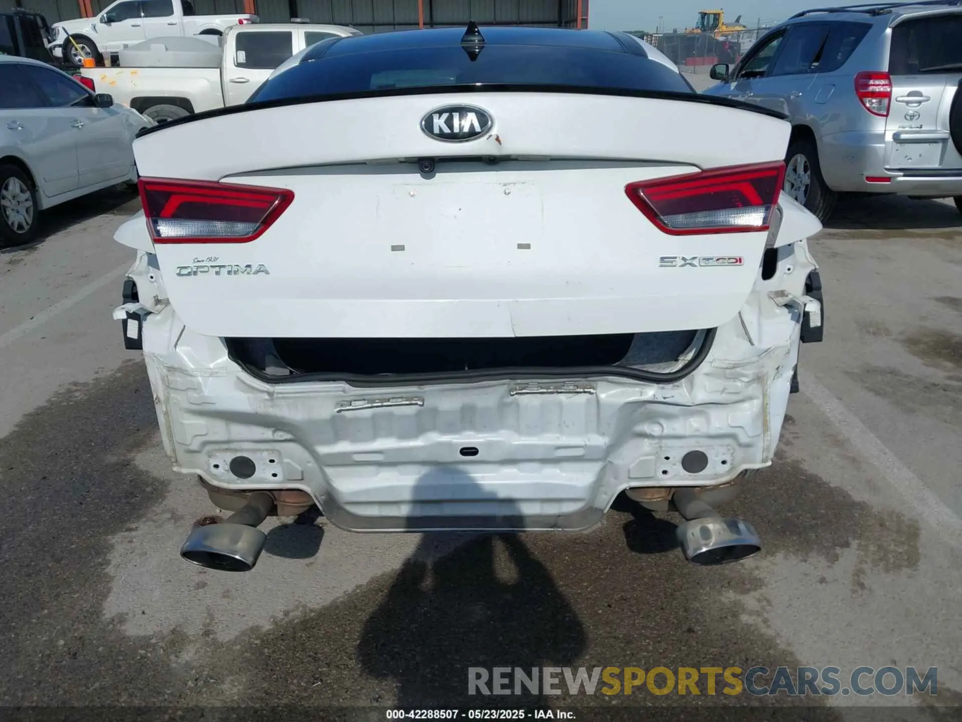 6 Photograph of a damaged car 5XXGW4L2XKG361934 KIA OPTIMA 2019