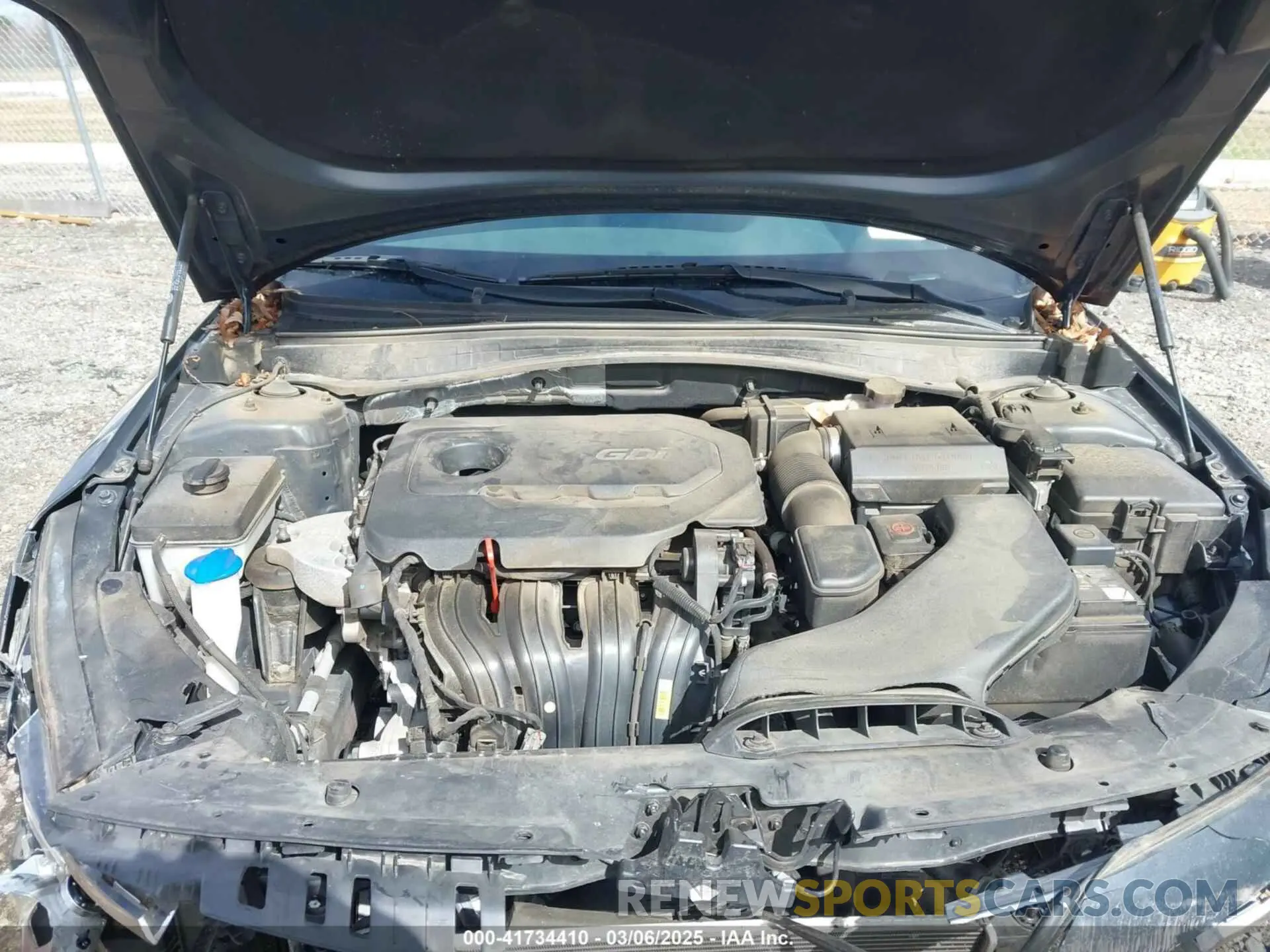 10 Photograph of a damaged car 5XXGT4L30LG393598 KIA OPTIMA 2020