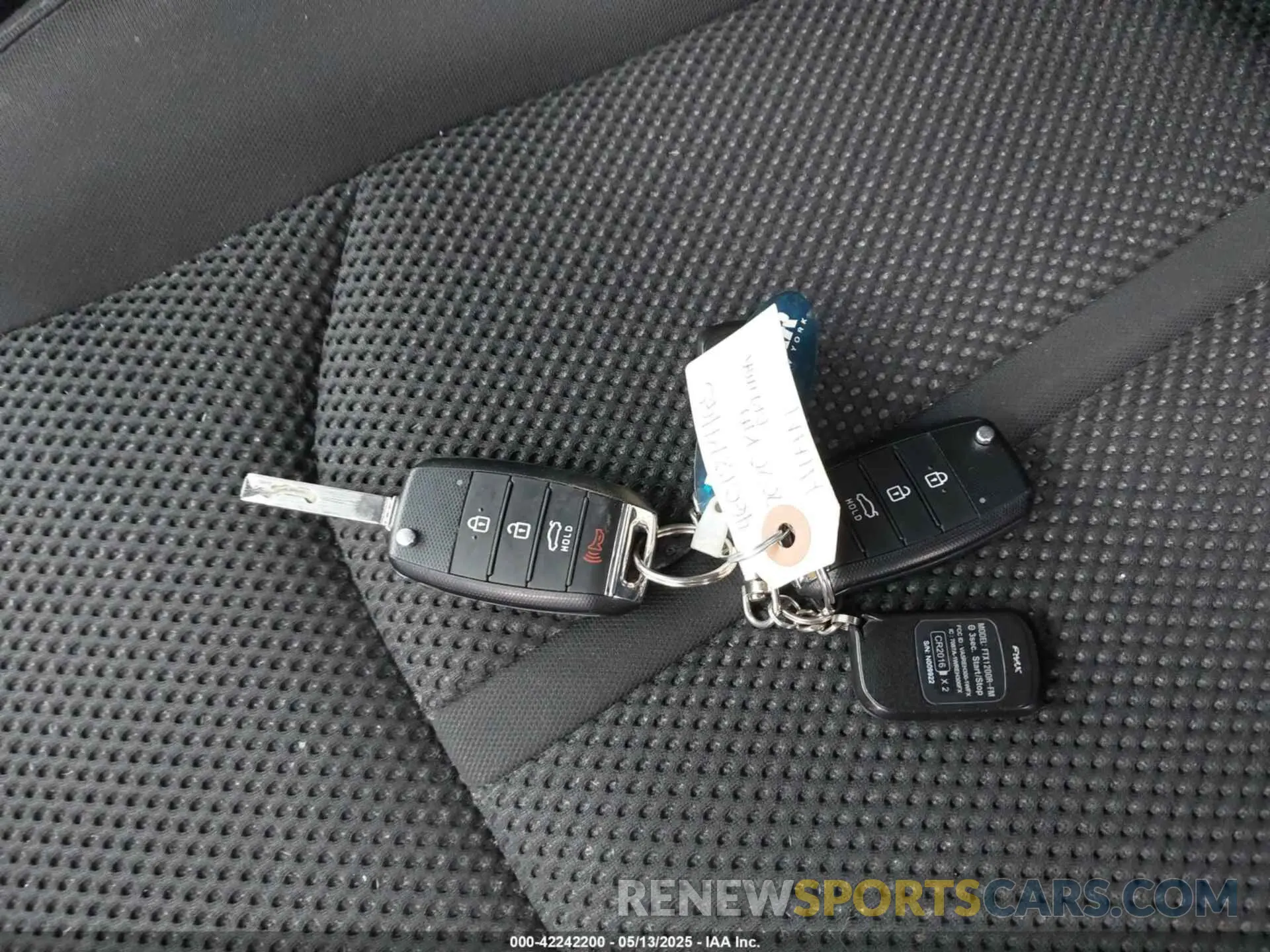 11 Фотография поврежденного автомобиля 5XXGT4L30LG396033 KIA OPTIMA 2020