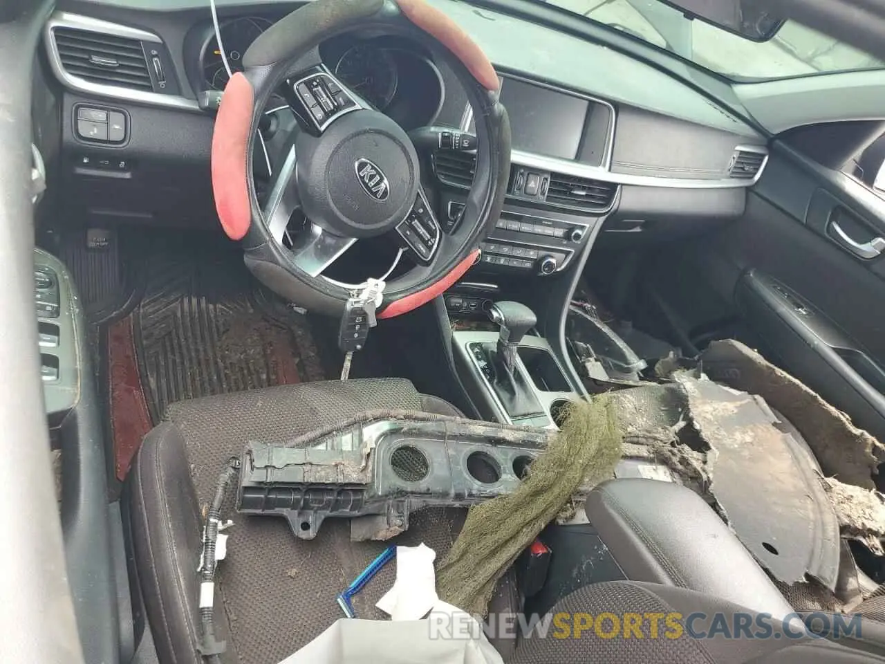 8 Фотография поврежденного автомобиля 5XXGT4L30LG415583 KIA OPTIMA 2020