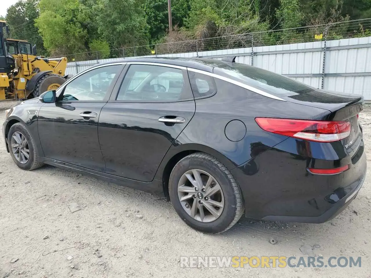 2 Photograph of a damaged car 5XXGT4L30LG431220 KIA OPTIMA 2020