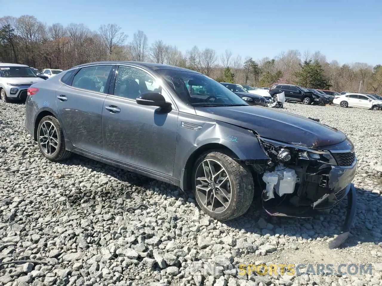 4 Photograph of a damaged car 5XXGT4L30LG433520 KIA OPTIMA 2020