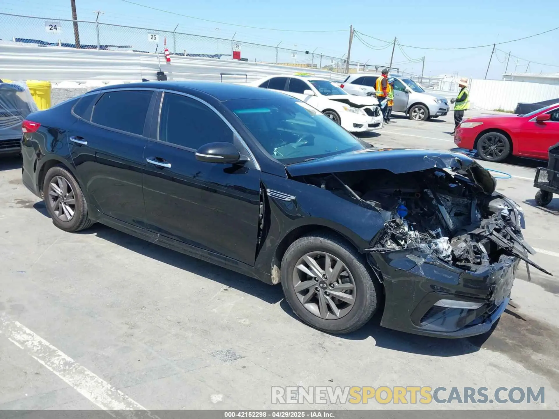 1 Photograph of a damaged car 5XXGT4L31LG391665 KIA OPTIMA 2020
