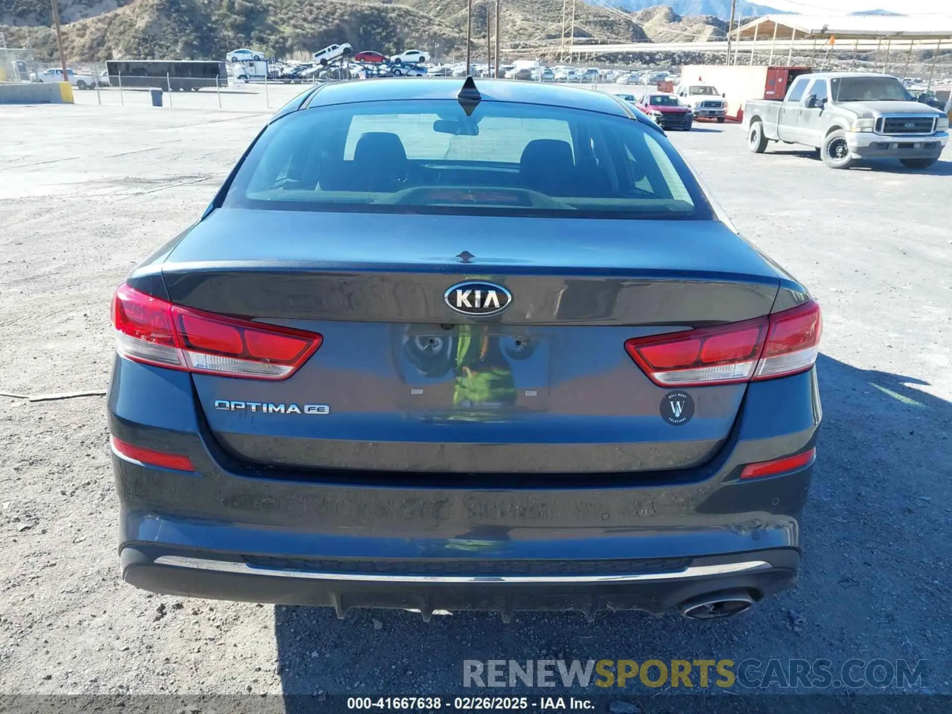 15 Photograph of a damaged car 5XXGT4L31LG392993 KIA OPTIMA 2020
