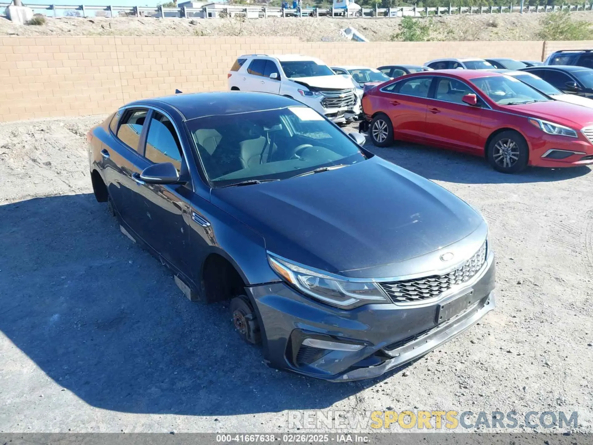 6 Photograph of a damaged car 5XXGT4L31LG392993 KIA OPTIMA 2020