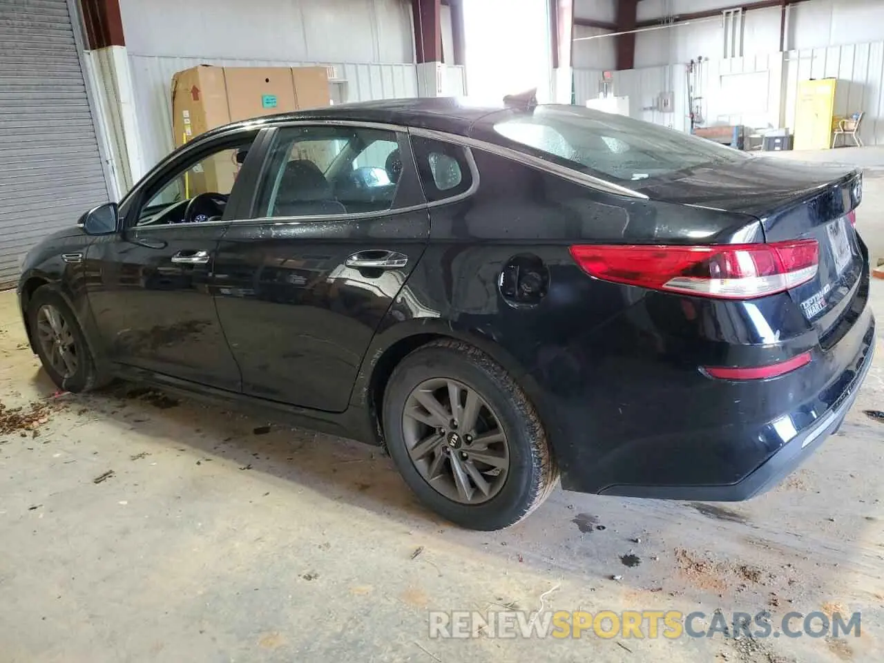 2 Фотография поврежденного автомобиля 5XXGT4L31LG398745 KIA OPTIMA 2020