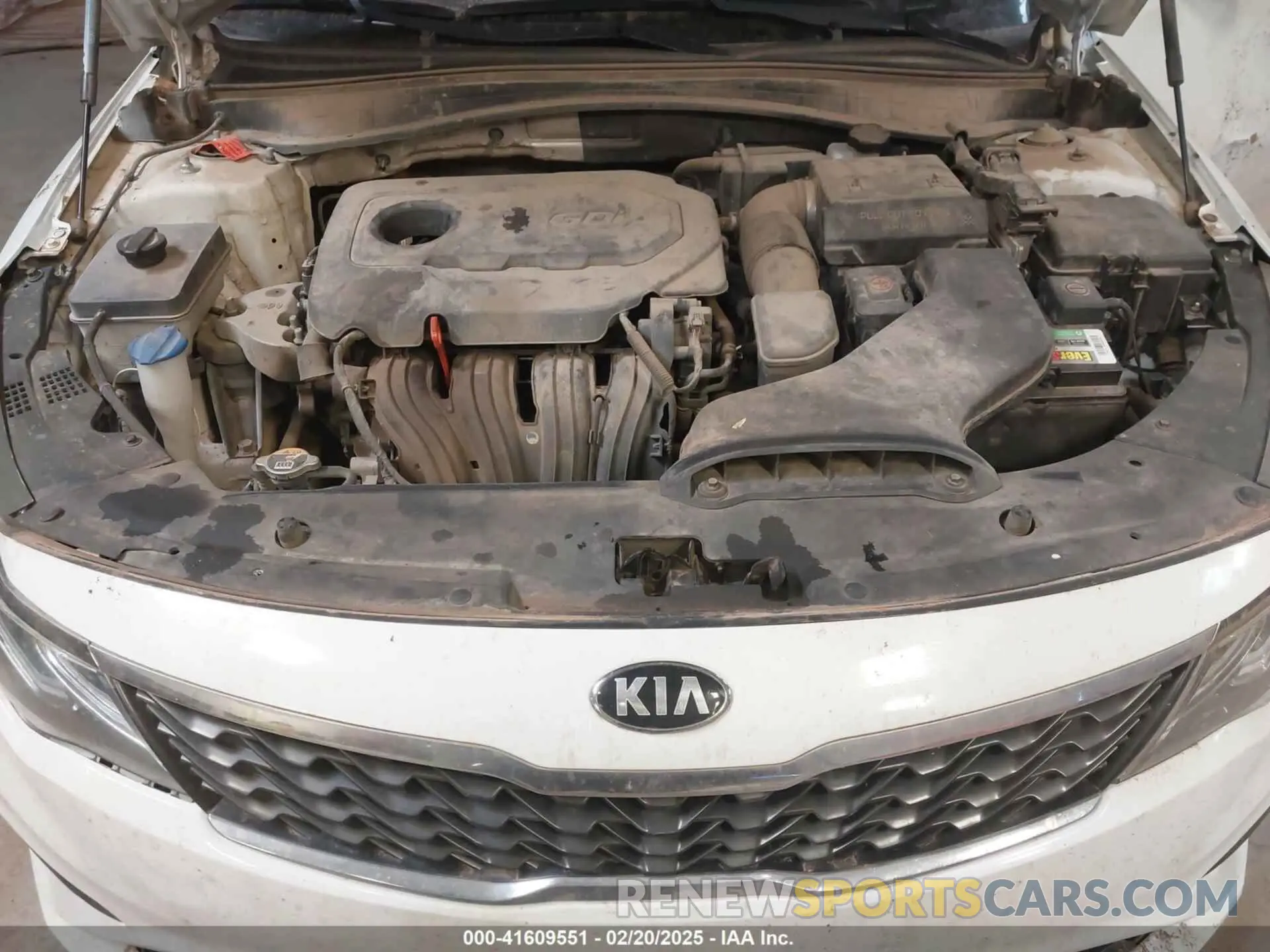 10 Фотография поврежденного автомобиля 5XXGT4L31LG399796 KIA OPTIMA 2020