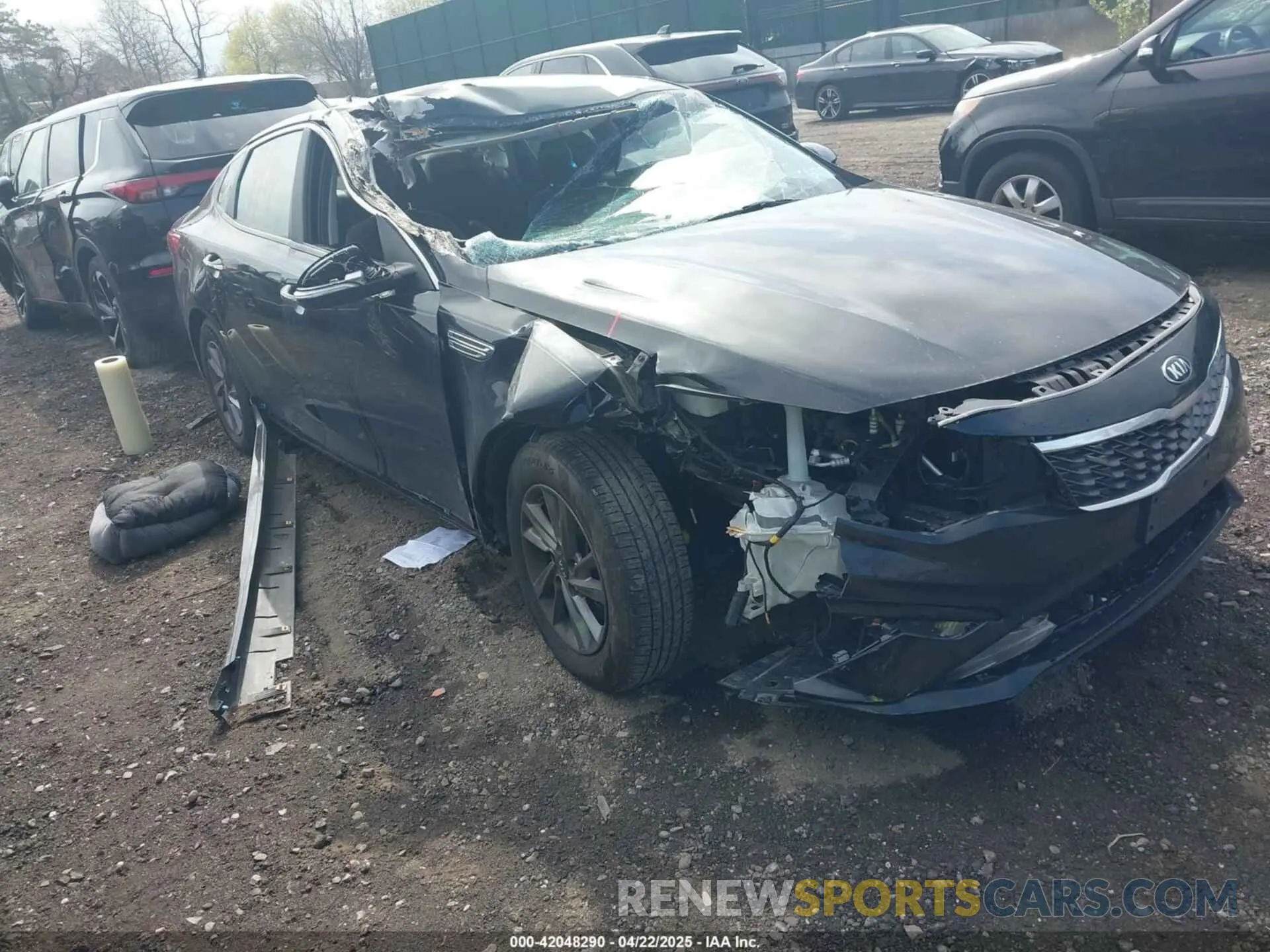 1 Photograph of a damaged car 5XXGT4L31LG418136 KIA OPTIMA 2020