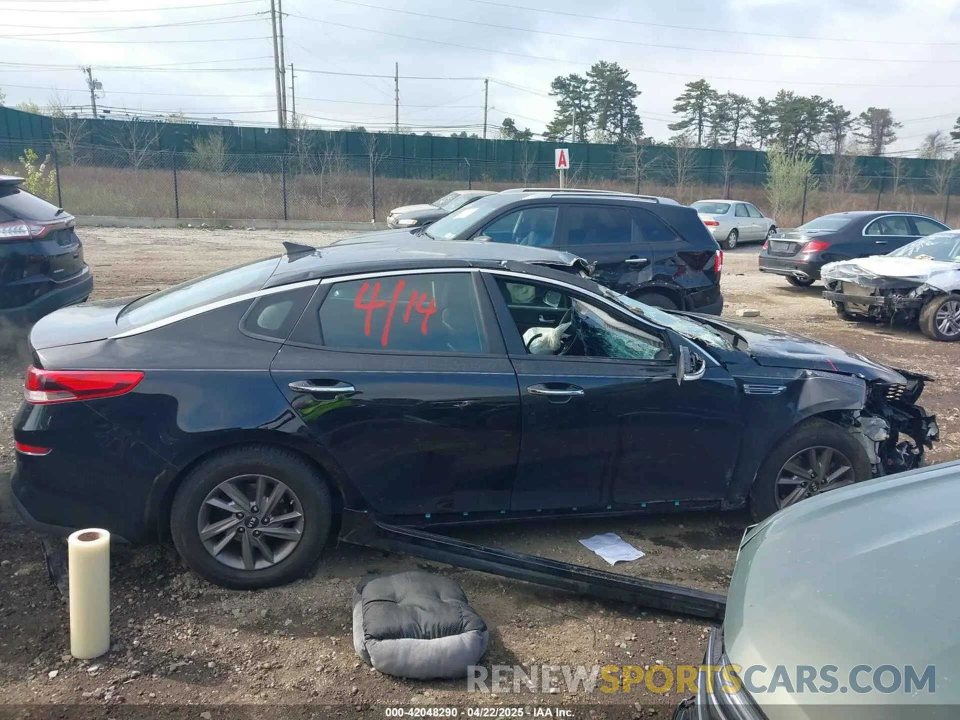 13 Photograph of a damaged car 5XXGT4L31LG418136 KIA OPTIMA 2020