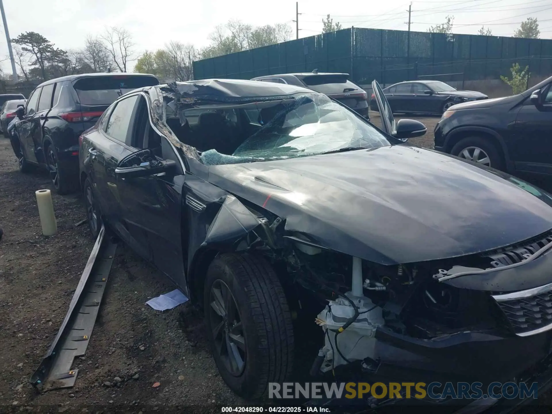 6 Photograph of a damaged car 5XXGT4L31LG418136 KIA OPTIMA 2020