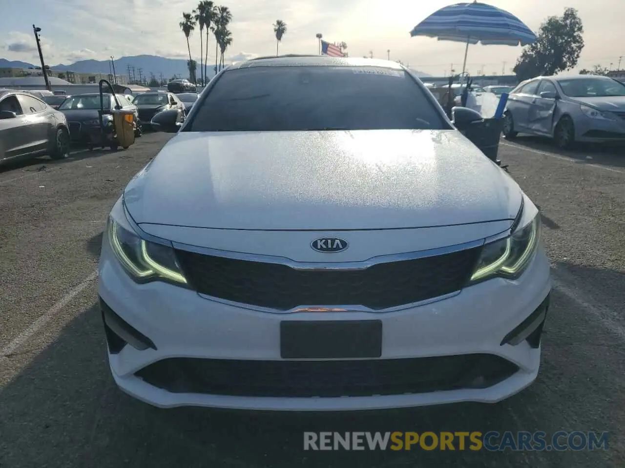 5 Photograph of a damaged car 5XXGT4L31LG427774 KIA OPTIMA 2020