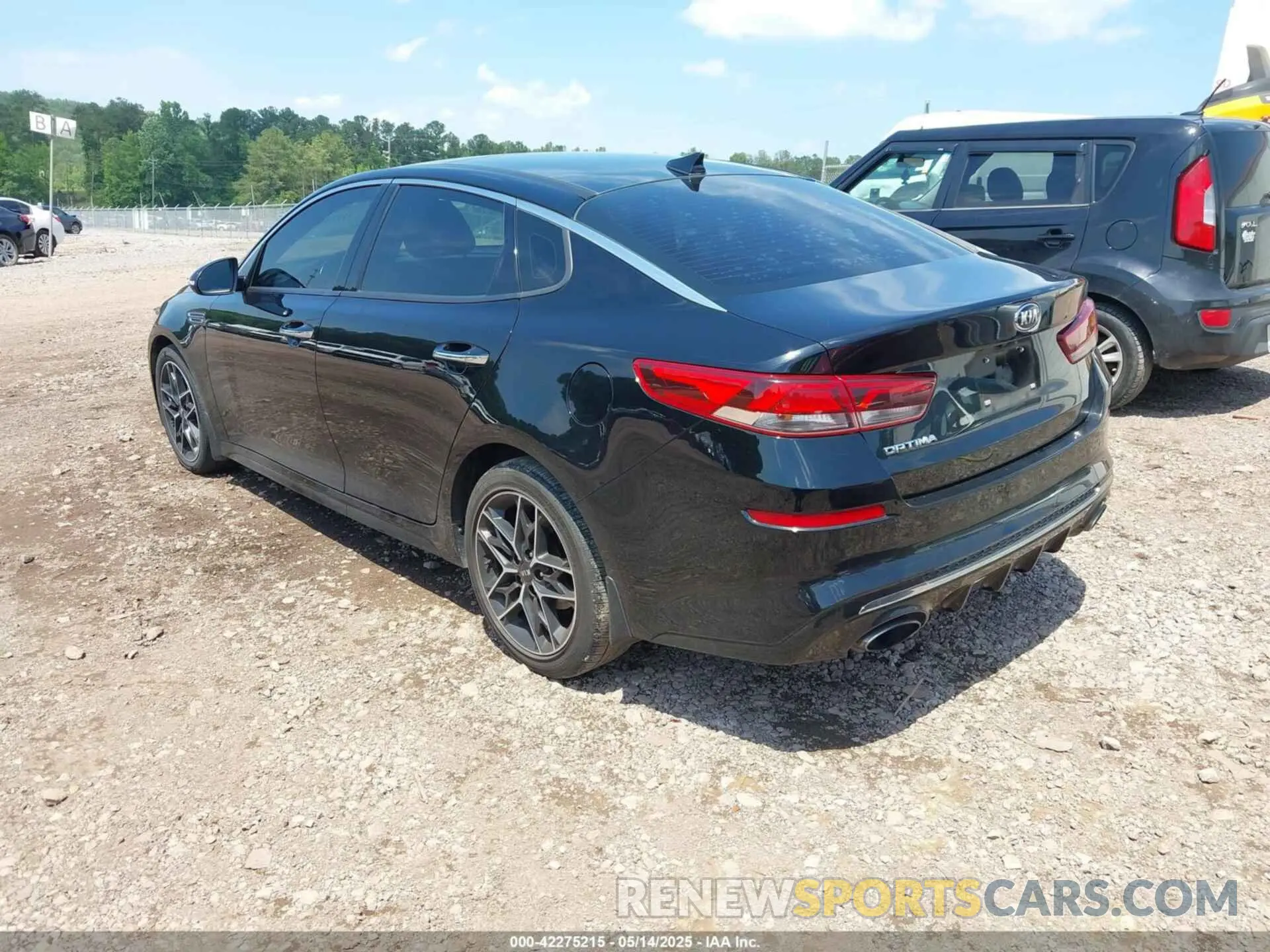 3 Фотография поврежденного автомобиля 5XXGT4L31LG432957 KIA OPTIMA 2020