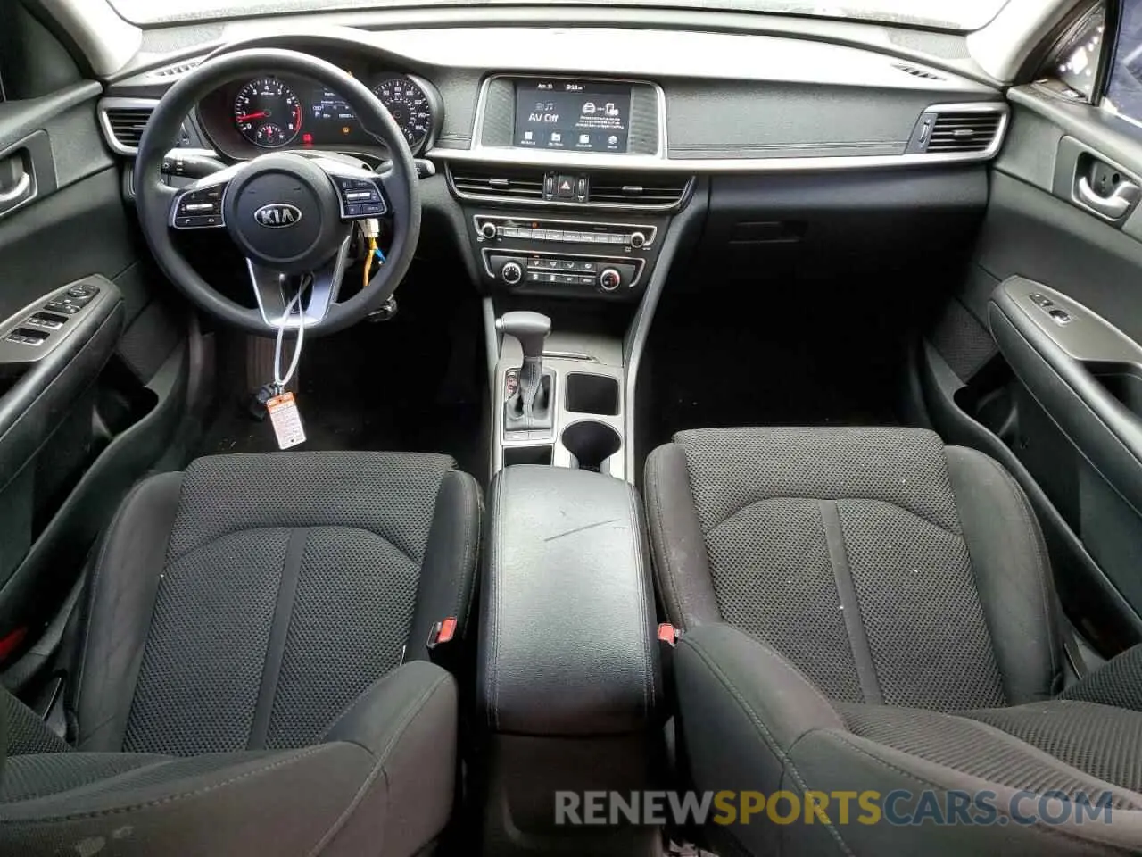 8 Фотография поврежденного автомобиля 5XXGT4L31LG437415 KIA OPTIMA 2020